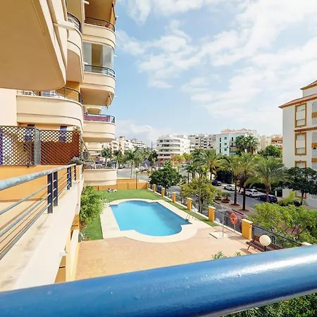 Elegant And Compact Apartment, Port Of Lägenhet Estepona