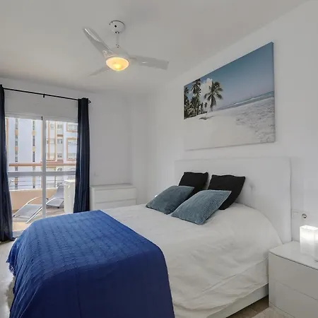 Elegant And Compact Apartment, Port Of