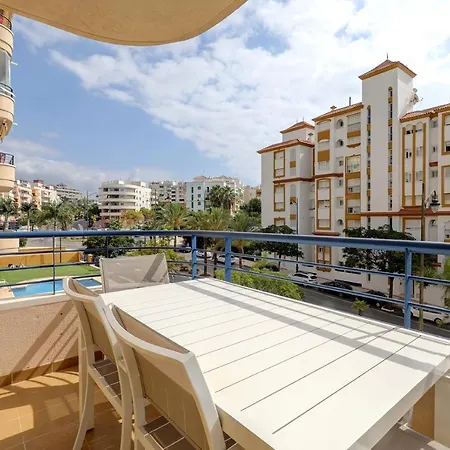 Elegant And Compact Apartment, Port Of
